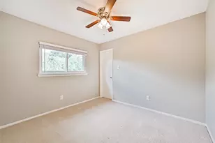 222 Old Oaks St, League City, TX 77573 - Photo 25