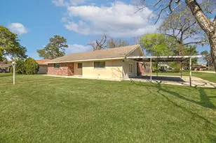 501 Ladd St, Dayton, TX 77535 - Photo 3