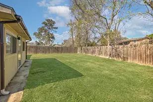 501 Ladd St, Dayton, TX 77535 - Photo 35