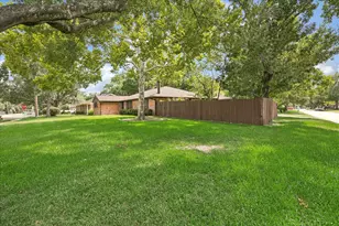 3314 Tanglewilde St, Houston, TX 77063 - Photo 3