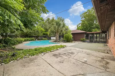 3314 Tanglewilde Street, Houston, TX 77063 - Photo 9