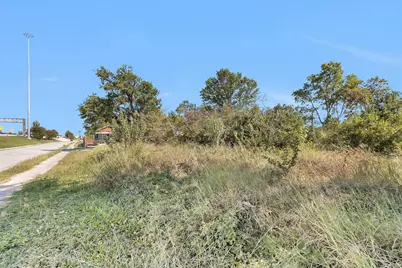 5025 Falls Street, Houston, TX 77026 - Photo 5