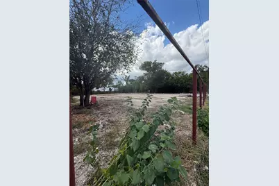 4622 Tidwell Road, Houston, TX 77016 - Photo 5