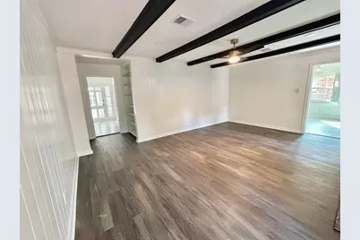 10010 Burgoyne Road, Houston, TX 77042 - Photo 11