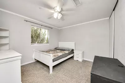 18046 Garden Manor Drive, Houston, TX 77084 - Photo 11