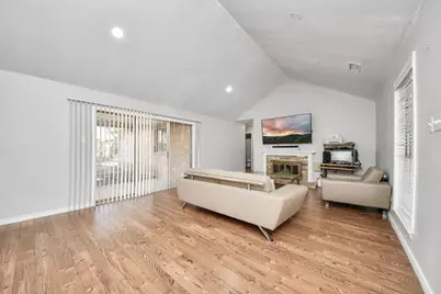 18046 Garden Manor Drive, Houston, TX 77084 - Photo 5