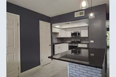 2252 Shadowdale Drive #362, Houston, TX 77043 - Photo 15