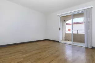 1701 Waco St, Gonzales, TX 78629 - Photo 5