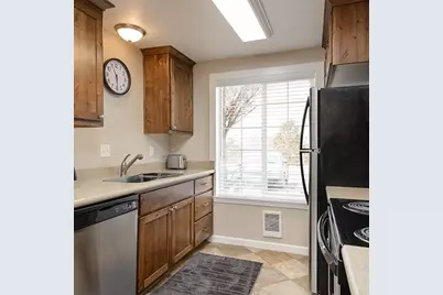1701 Waco Street #15, Gonzales, TX 78629 - Photo 5