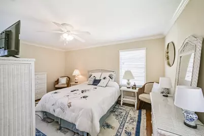 4558 Benning Drive, Houston, TX 77035 - Photo 23