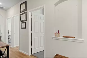 6444 Wenlock Dr, Houston, TX 77048 - Photo 5