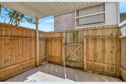 7600 Emmett F Lowry Expressway #313, Texas City, TX 77591 - Photo 5