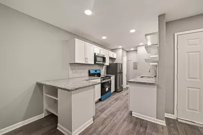 7600 Emmett F Lowry Expressway #313, Texas City, TX 77591 - Photo 23
