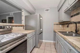 7900 Westheimer Rd, Houston, TX 77063 - Photo 13