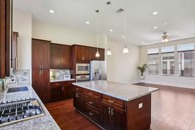 209 Burr Street #C, Houston, TX 77011 - Photo 11