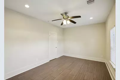 209 Burr Street #C, Houston, TX 77011 - Photo 19