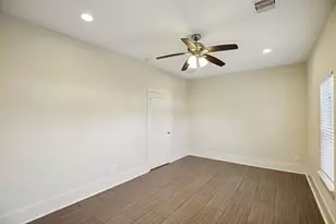 209 Burr St, Houston, TX 77011 - Photo 19