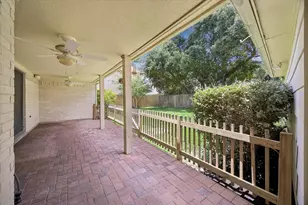 3902 Holder Forest Dr, Houston, TX 77088 - Photo 27
