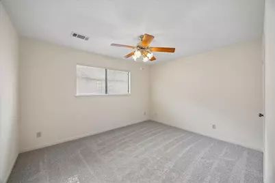 3902 Holder Forest Drive, Houston, TX 77088 - Photo 33