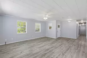 1310 Brazos St, Hempstead, TX 77445 - Photo 5