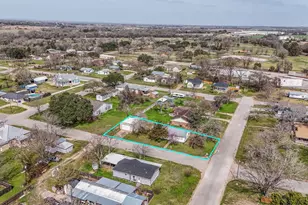 1310 Brazos St, Hempstead, TX 77445 - Photo 41