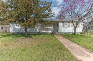 1310 Brazos St, Hempstead, TX 77445 - Photo 25