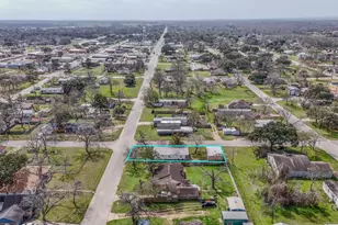 1310 Brazos St, Hempstead, TX 77445 - Photo 43