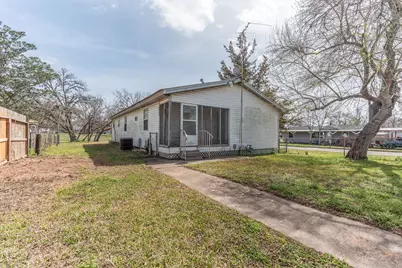 1310 Brazos Street, Hempstead, TX 77445 - Photo 27