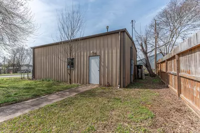 1310 Brazos Street, Hempstead, TX 77445 - Photo 27