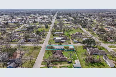 1310 Brazos Street, Hempstead, TX 77445 - Photo 31