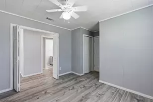 1310 Brazos St, Hempstead, TX 77445 - Photo 15