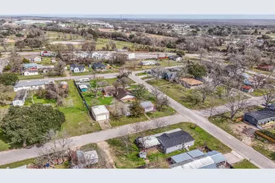 1310 Brazos Street, Hempstead, TX 77445 - Photo 39