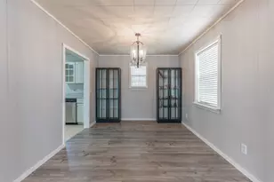 1310 Brazos St, Hempstead, TX 77445 - Photo 11