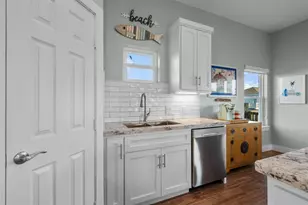 22318 Vista Del Mar, Galveston, TX 77554 - Photo 5