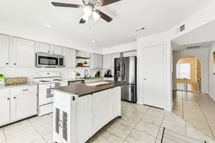 19323 Hollowlog Dr, Katy, TX 77449 - Photo 13