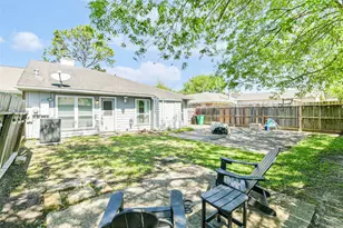 19323 Hollowlog Dr, Katy, TX 77449 - Photo 25