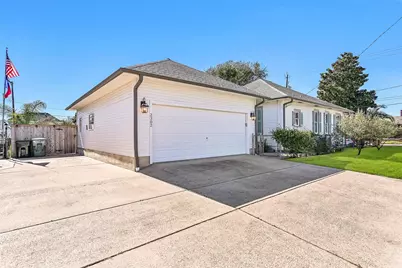 2302 Mike Gaido Boulevard, Galveston, TX 77550 - Photo 33