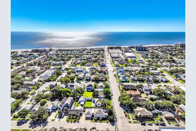 2302 Mike Gaido Boulevard, Galveston, TX 77550 - Photo 39