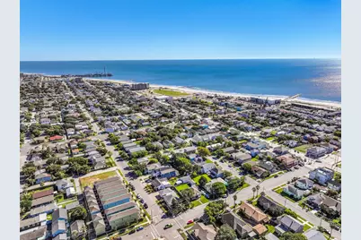 2302 Mike Gaido Boulevard, Galveston, TX 77550 - Photo 35