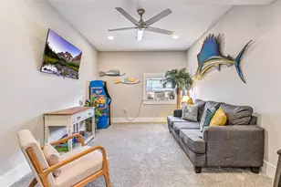 2302 Mike Gaido Blvd, Galveston, TX 77550 - Photo 23