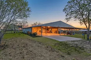 4832 Belton Ln, Anahuac, TX 77514 - Photo 3