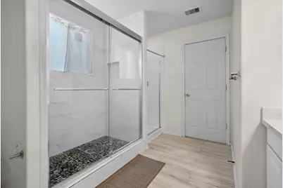 8006 Saffron Lane, Baytown, TX 77521 - Photo 17