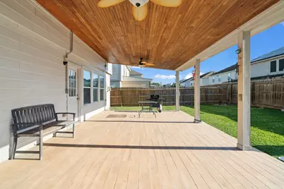 8006 Saffron Lane, Baytown, TX 77521 - Photo 31