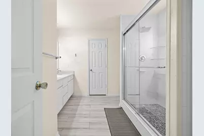 8006 Saffron Lane, Baytown, TX 77521 - Photo 15