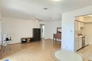 6201 Ranchester Dr, Houston, TX 77036 - Photo 5