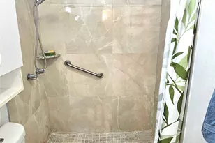 6201 Ranchester Dr, Houston, TX 77036 - Photo 15