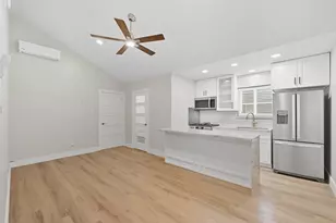 10930 White Thorn St, Houston, TX 77016 - Photo 9