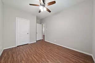 6015 Burnet Bend Ave, Crosby, TX 77532 - Photo 27
