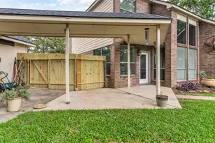 8318 Hunters Village Dr, Humble, TX 77346 - Photo 25