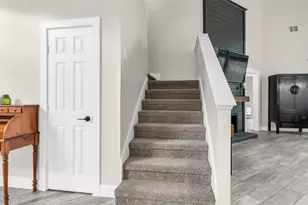 8318 Hunters Village Dr, Humble, TX 77346 - Photo 17
